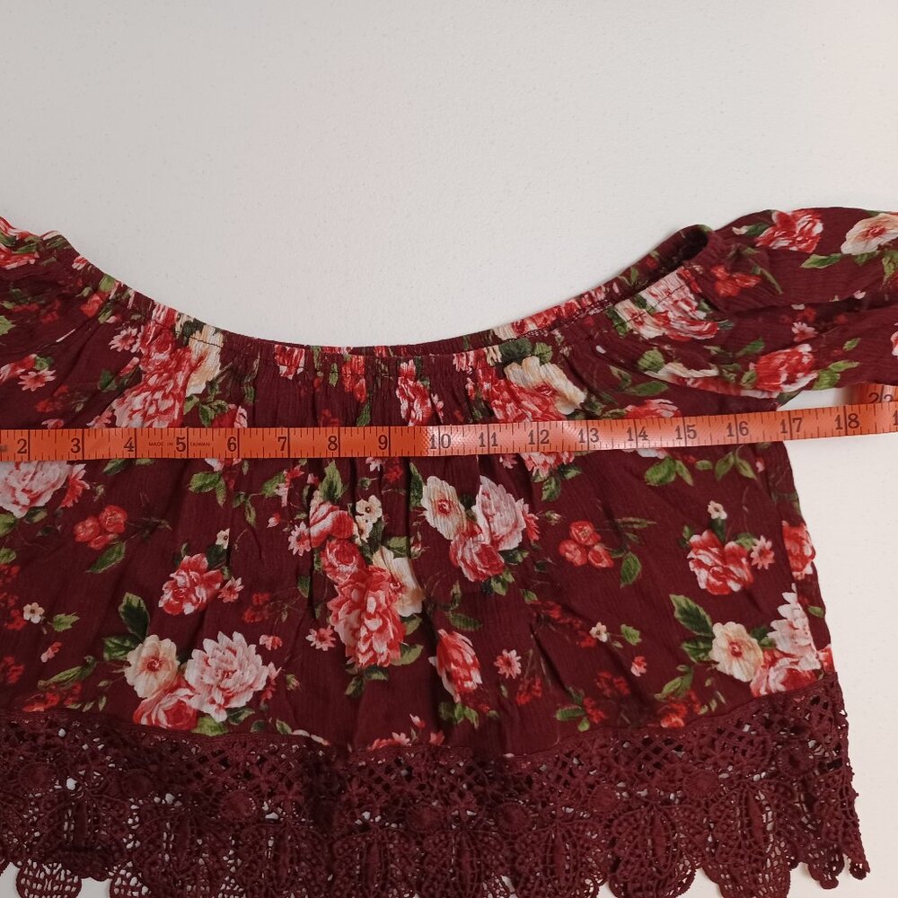 Women's IRIS Red Floral Off the Shoulder Crop w/Crochet bottom Summer/Spring Top - Picture 3 of 10